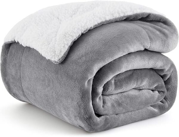 Bedsure Sherpa Fleece Throw Blanket for Couch